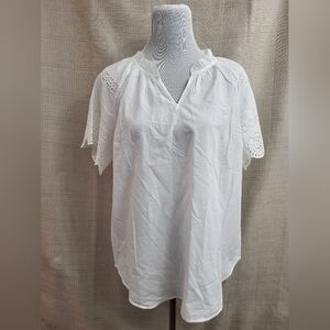 Talbots Women's White Cotton Eyelet Short Sleeve V-Neck Blouse Boho Size Med NWT